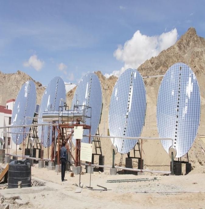 Solar concentrator dishes, Leh